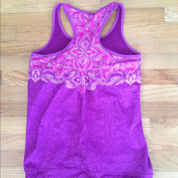 Athleta Tinker Tank Top Paisley Purple Berry - Picture 3 of 4